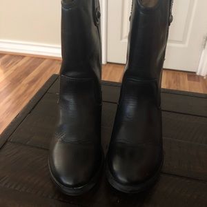 Frye girls Carson pull on youth size 12